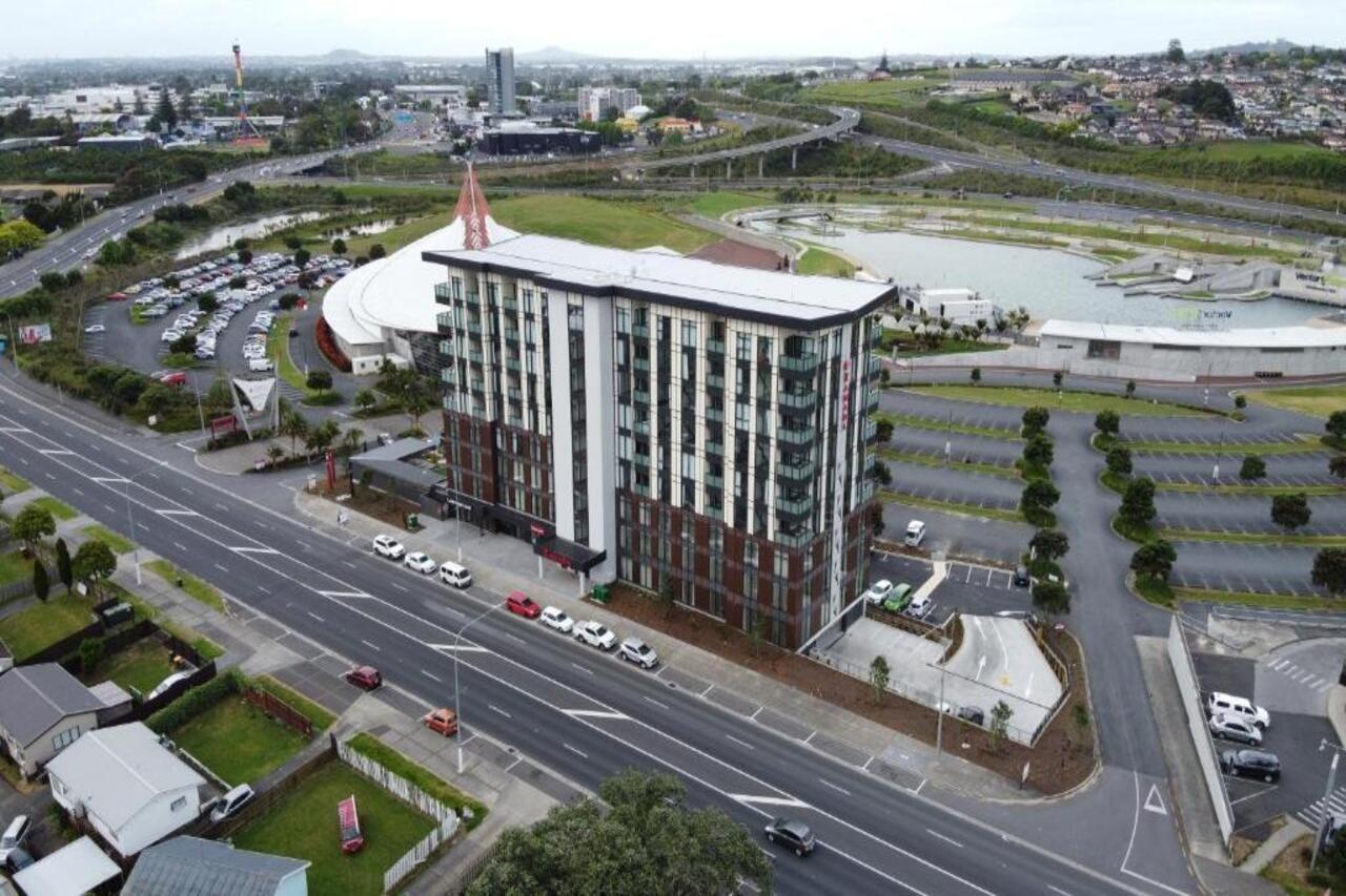 Ramada Suites By Wyndham Auckland Manukau Pacfic Centre Экстерьер фото