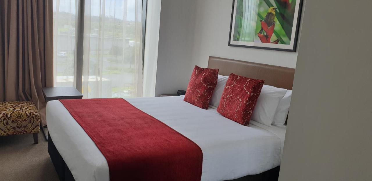 Ramada Suites By Wyndham Auckland Manukau Pacfic Centre Экстерьер фото