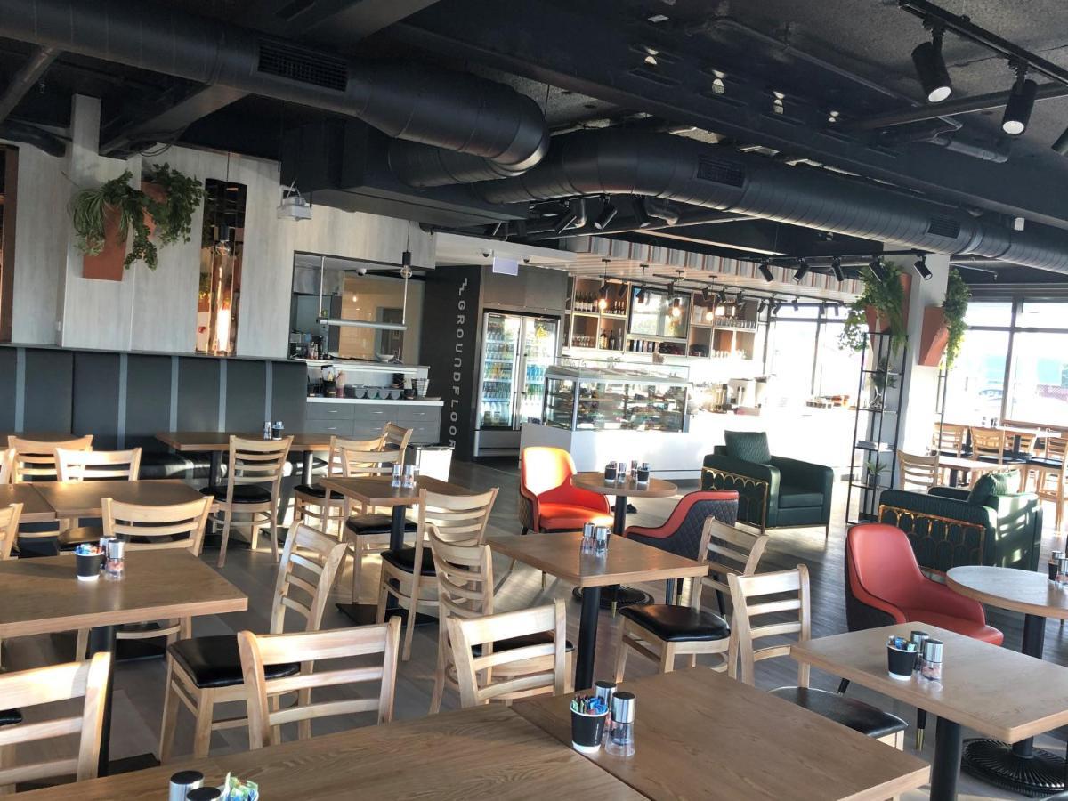Ramada Suites By Wyndham Auckland Manukau Pacfic Centre Экстерьер фото