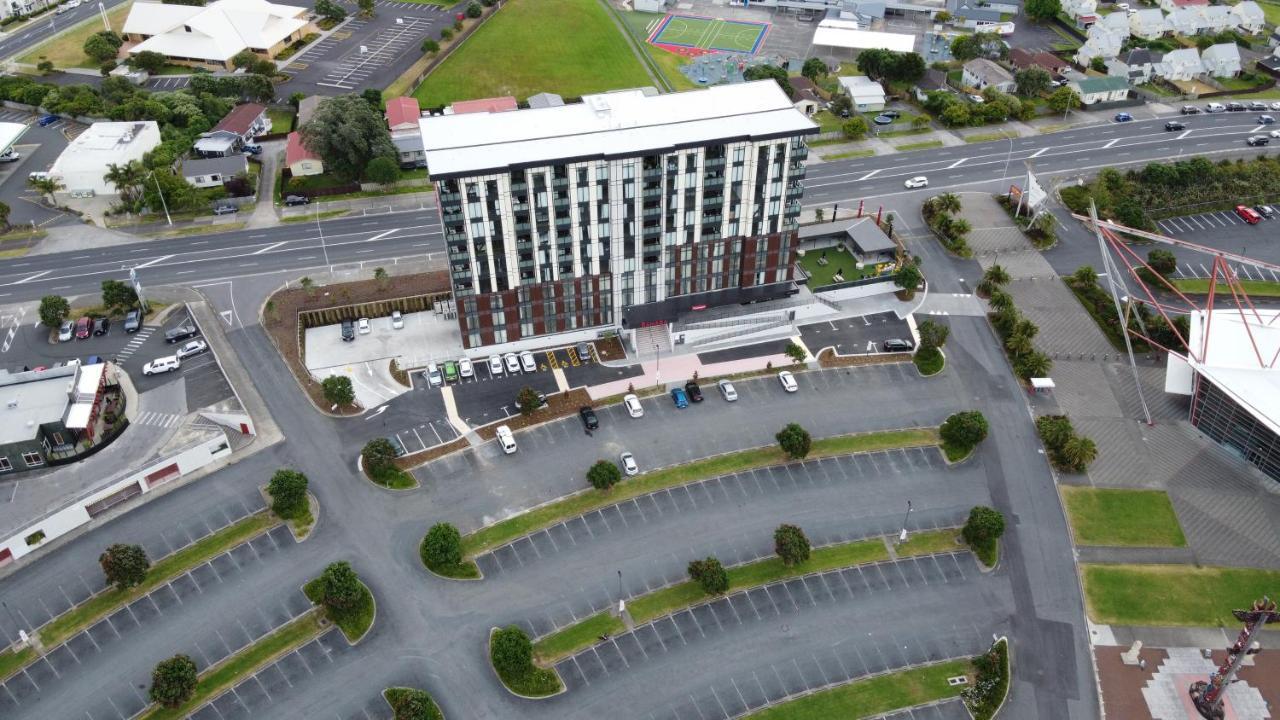 Ramada Suites By Wyndham Auckland Manukau Pacfic Centre Экстерьер фото